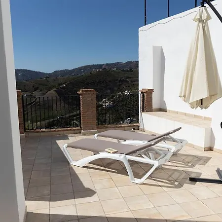 Carmen Plaza Apartment *